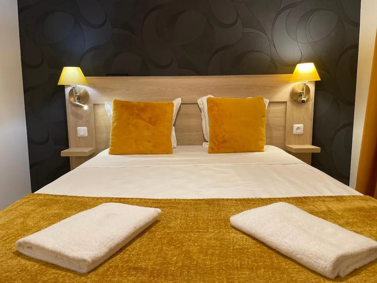 Menil Bon Temps Hotel Paříž